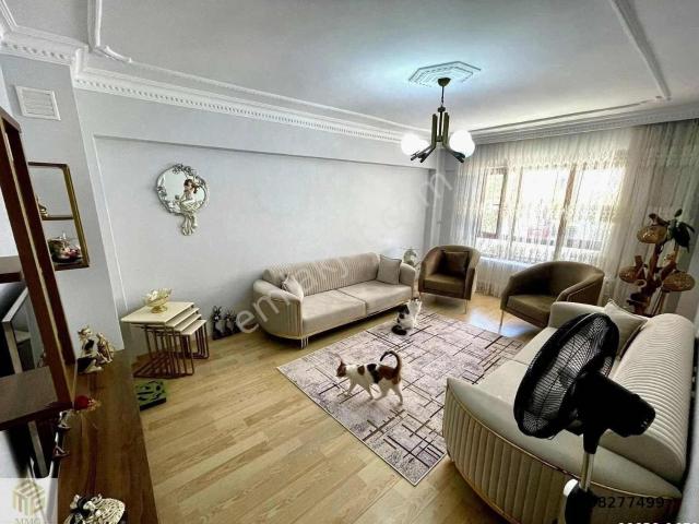 Mmg'den Topçu Mh'de Ara Katta Bağımsız Yapılı Ön Cephe Satılık