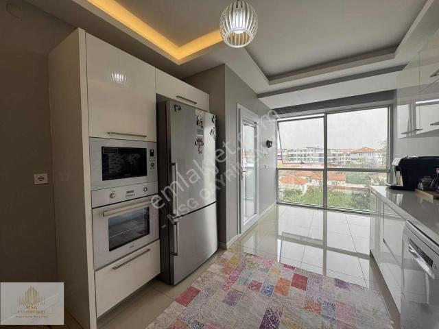 Msg'den Gaziemir Yeşilkuşak Evlerinde Geniş Ve Bakımlı 3+1 Daire