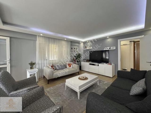 Msg'den Hakimevleri'nde Asansörlü, Arakat / Modern Tadilatlı 3+1