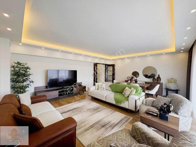 Msgden İnönü Cadde Yakını Yeni Binada 3+1 170 M2 Otoparklı Daire