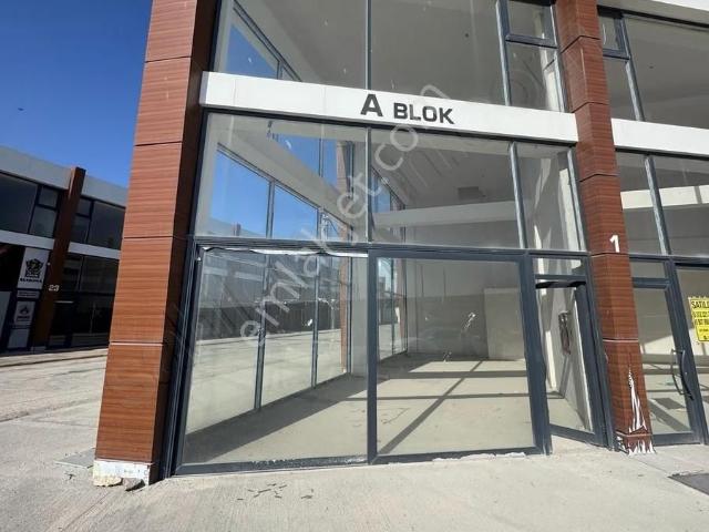Mst İş Merkezi Sanayide Cadde Üstü Çift Cepheli Köşe Dükkan