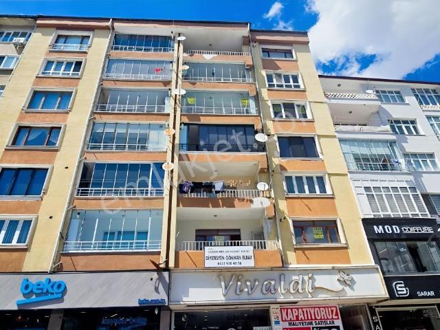 Msyapı Emlaktan Çarşı Merkezinde 3+1 Kiralık Daire