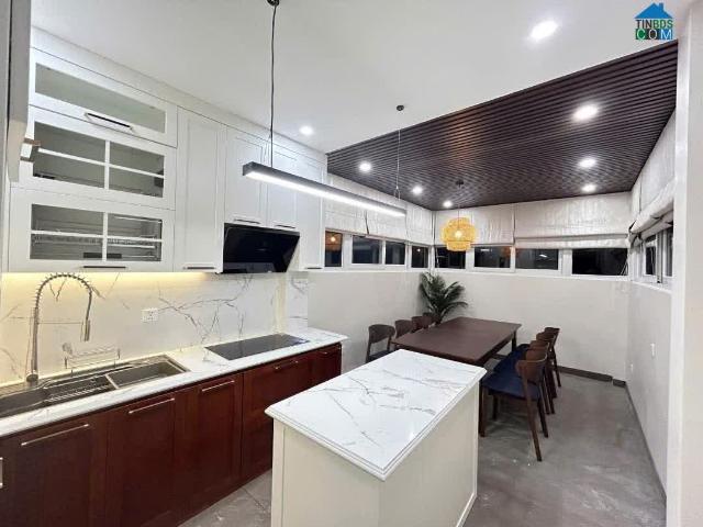 MP Hoa Bằng Kinh Doanhi Thang Máy Gara Ô Tô DT 62m2 7 tầng MT 3.3m Giá 26.5 tỷ