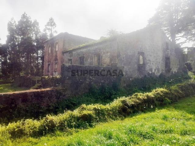 MPDL5051 Terreno Misto com 2 ruínas, Pico do maranhão, Capelas