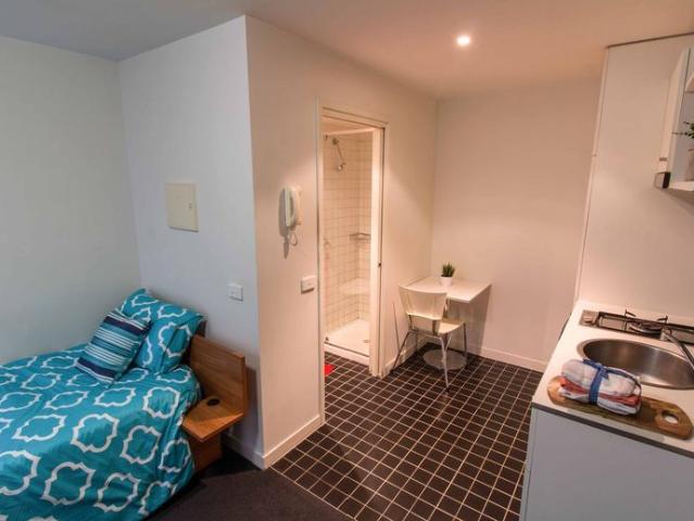MPrice reduction! elbourne Student House Standard Apartment Internal South Facing