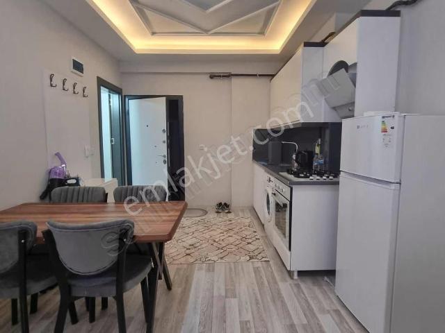 Mr Acabey Emlak'tan Hstn Arkası Satılık 1+1 Ara Kat Eşyalı Daire