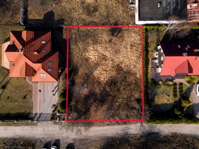 Mrówcza 798 m², Warszawa