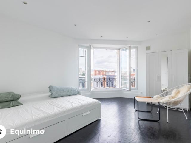 MRI Appartement 2 pièces meublé de 33m2 au 4ème étage 45 rue