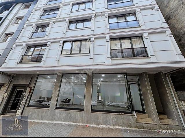 MRT Grup'tan HOROSAN CADDESİNDE 120 m2 DÜZ GİRİŞ