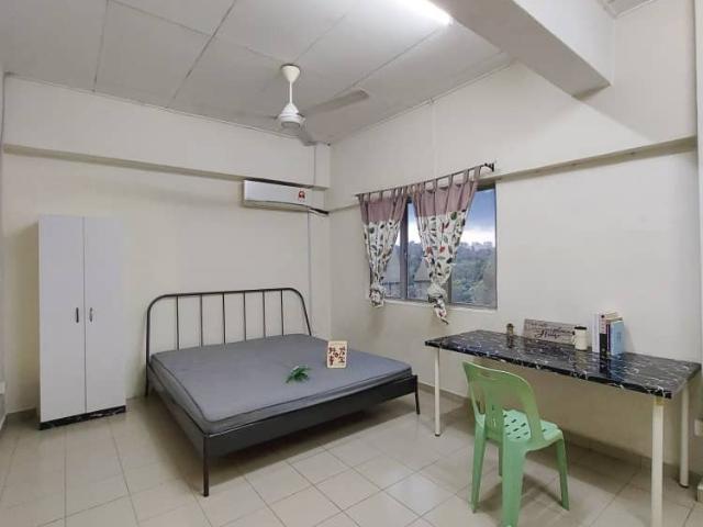 Mrt kepong baru rm 600 middle room at kepong, kuala lumpur