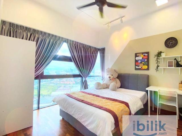 MRT Phileo Damansara Columbia Hospital Middle Room for Rent at Pacific Star Petaling Jaya