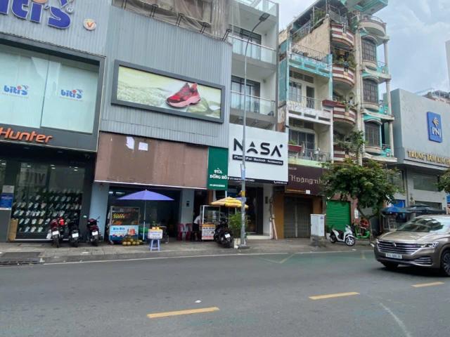 MT Đề Thám, Q. 1 8x23m CN: 182m2 CT: Hầm +10 tầng Gía: 165 tỷ