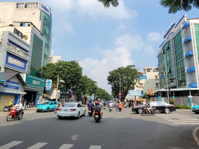 MT Thành Thái, Q. 10_ngay BV 115 DT: 139m2 3 tầng _Gía: 39 tỷ