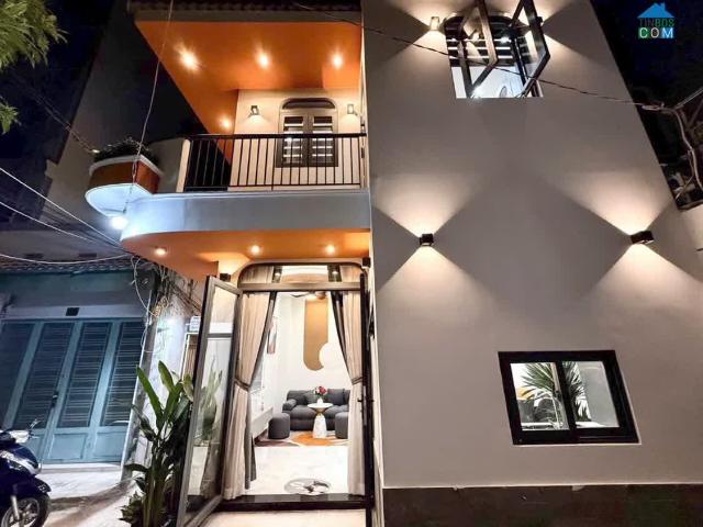 MT Hẻm Thoáng Nhà Đẹp Vị Trí Tốt