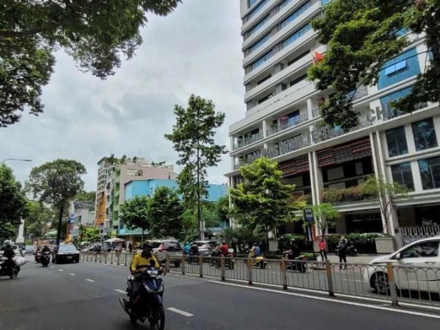 MT Ngô Gia Tự, Q. 10 4,6x16 CN: 85m2 2 tầng Gía: 30 tỷ
