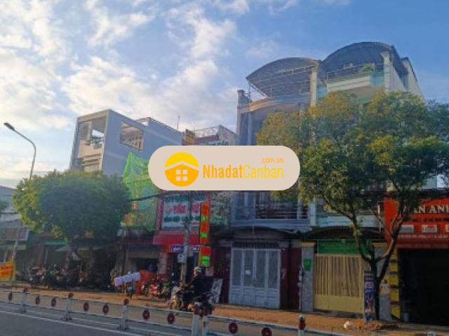Mt nguyễn văn lượng 4 lầu vị trí đẹp