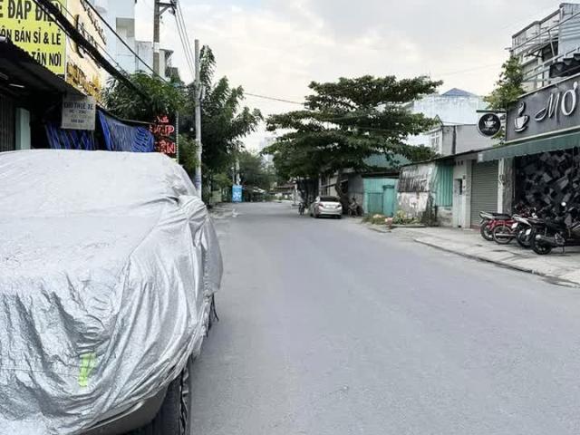 MT Đỉnh Kinh Doanh Lâm Thị Hố Hơn 212m2, Ngang 5M Nở Hậu, 3 Tầng Btct, Có Vỉa Hè 3m