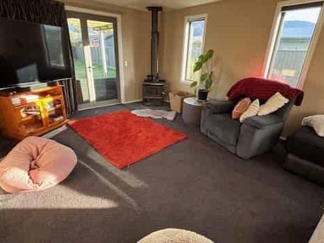 MT PISA CROMWELL 3 BEDROOMS