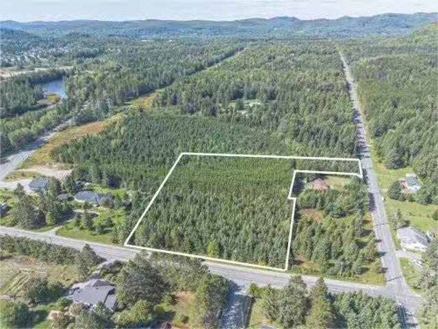 Mtée Kavanagh, Mont Tremblant, QC, J8E 2P3 vacant land for s.