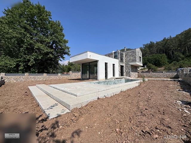 Muğla Ula Şirinköy Satılık Havuzlu Özel Mimari 5+1 Villa