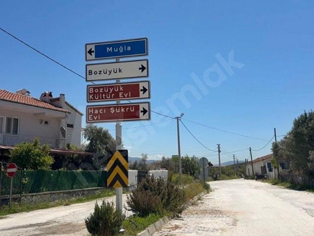MUĞLA YATAĞAN BOZÜYÜKTE YATIRIMLIK KÖŞEBAŞI TARLA
