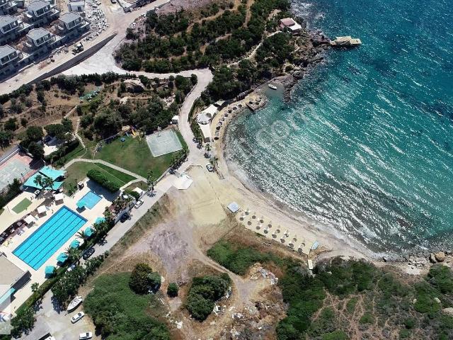 Muğla Boğaziçi Regnum Sitesinde Denize Sıfır Dubleks Daire