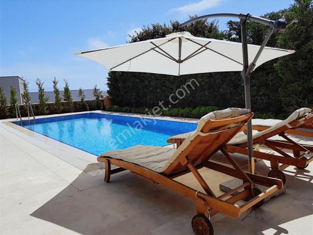Muğla Bodrum Bitezde 4+1 Müstakil Havuzlu Satılık Villa