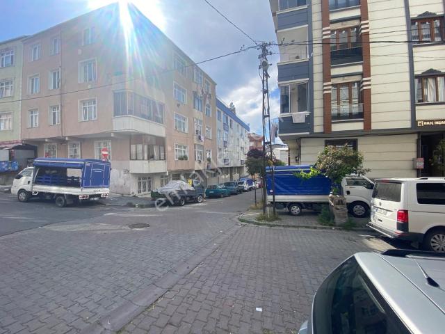 Muğla Emlaktan Kubilay Sokak Yanı 75m 2+1 Göbek Daire