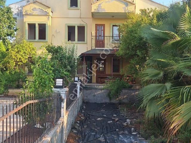 Muğla Fethiye Satılık Villa Ve Arsası