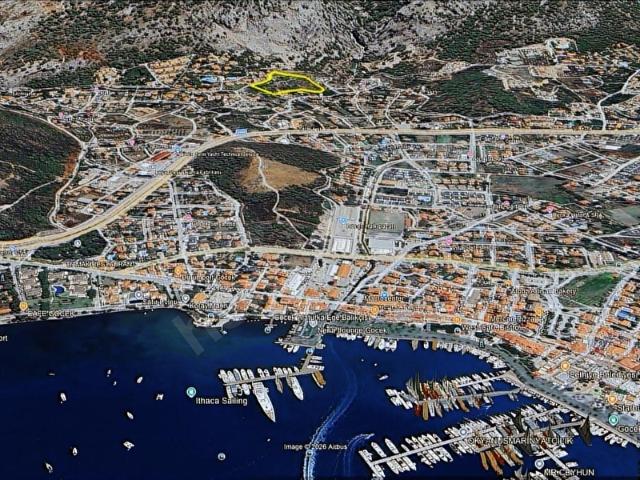 Muğla Göcekte Panoramik Şehir ve Deniz Manzaralı ARSA