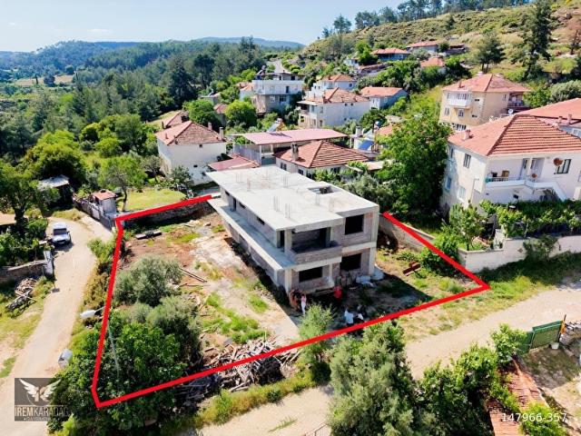 MUĞLA KAVAKLIDERE MENTEŞE'DE 620 M2 ARSA ÜZERİNDE 2 KATLI YAPI