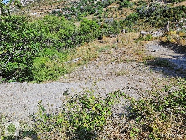 Muğla Menteşe Zeytinköyde Satılık Kargir Evli 668 m Arsa.