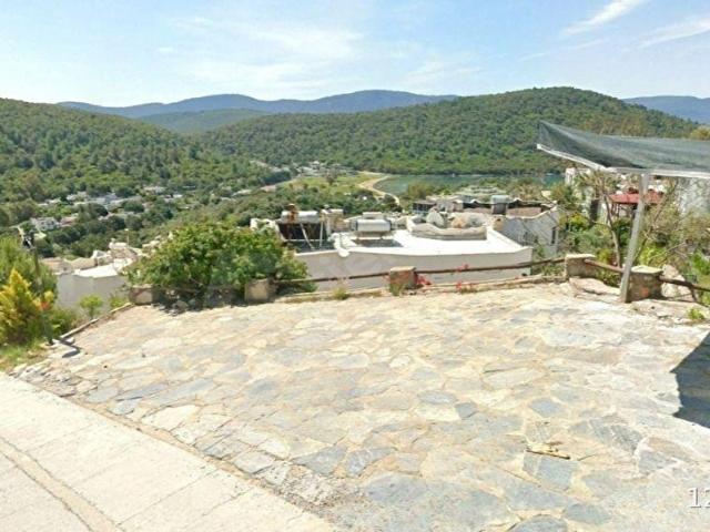 MUĞLA MİLAS'TA DENİZ MANZARALI VİLLA İMARLI SATILIK FIRSAT ARSA