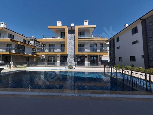 Muğla ortaca Bahçelievler mah satılık ikiz Triblex villa