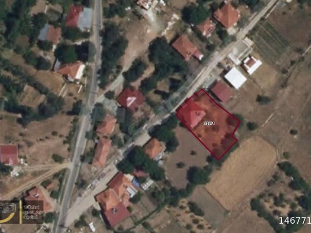 MUĞLA SEYDİKEMER'DE 850 M2 YATIRIMLIK TARLA VE KARGİR EV