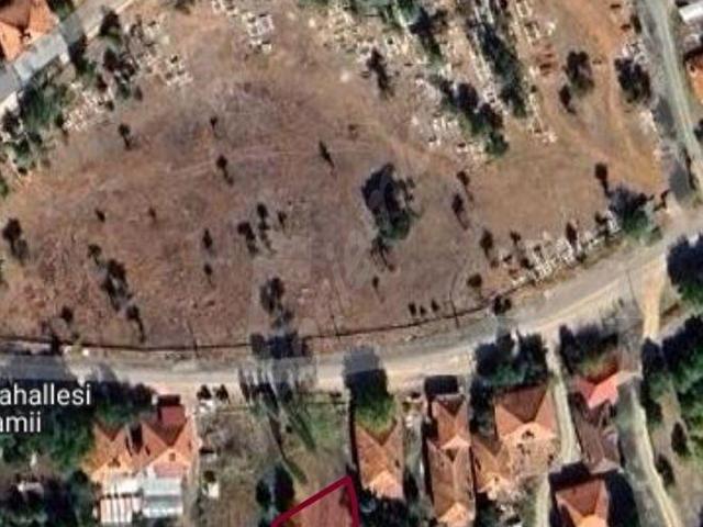 Muğla Seydikemer Bekcıler'de 564 m Satılık koy ımarlı Tarla