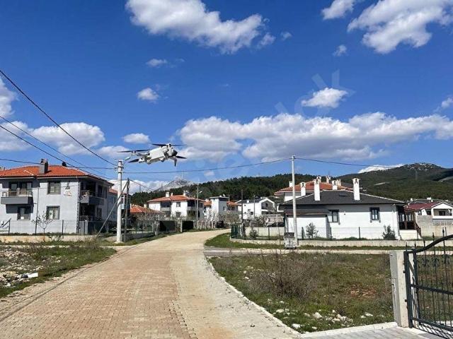 MUĞLAMENTEŞE İKİZCE MAHALLESİNDE SATILIK ARSA