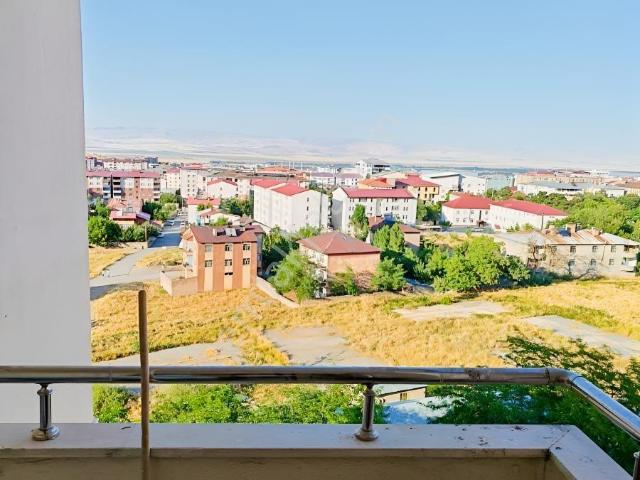 Muş Merkez De Kiralık Eşyalı 2+1 Toki Dairesi