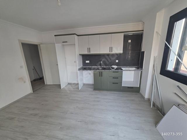 MUMCULAR MERKEZDE KİRALIK 1+1 ORTA KAT DAİRE