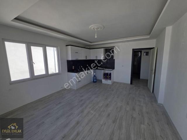 Mumcularda Kiralık 1+1 Daire