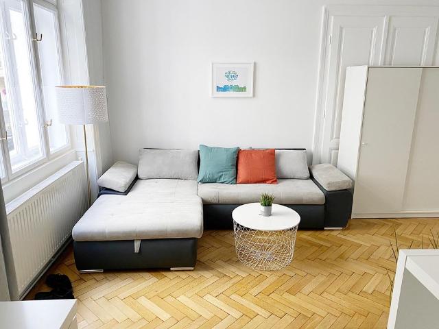 Münzwardeingasse Top 2 Zimmer 1