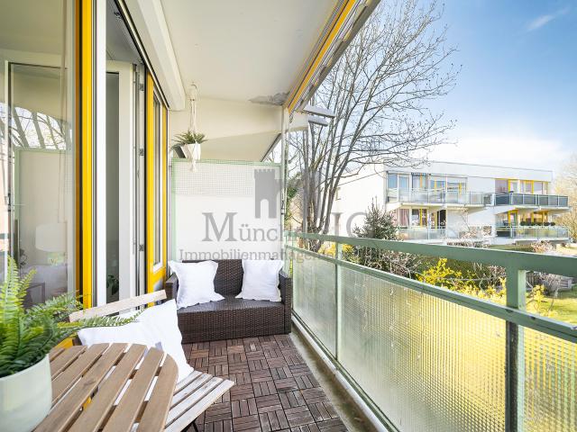 MÜNCHNER IG: Moderne Wohlfühlwohnung mit sonnigem Balkon, exklusiver Ruheoase und Poolzugang!