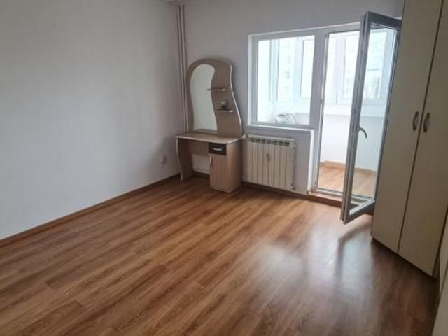 Muncii Decebal Alba Iulia Metrou la 3 minute, 3 Camere Decomandat, parcare