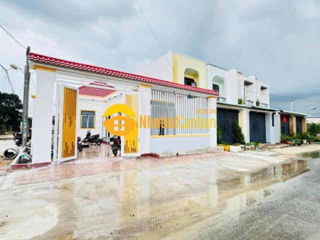 Mua đất tặng nhà 10x20 chỉ 2 tỷ lô góc 2 mặt tiền siêu đẹp gần kdl bửu long diện tích đẹ