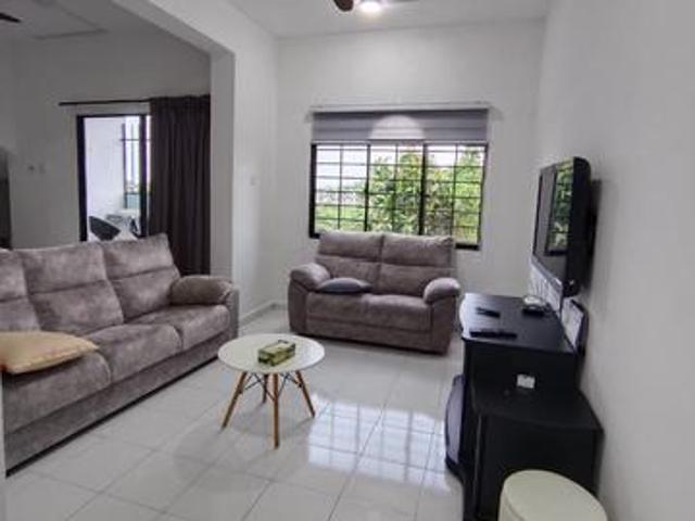 Muar WISMA 2020 Full furnished Duplex Penthouse 5 bedroom unit