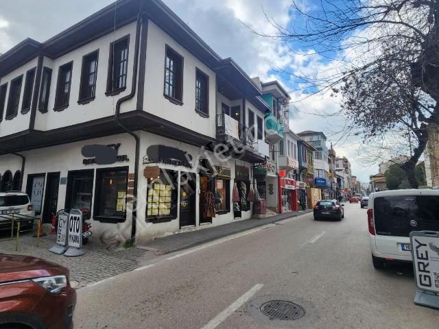 Mudanya Merkezde Satılık Büro / Ofis Tabela Değeri Yüksek Fırsat