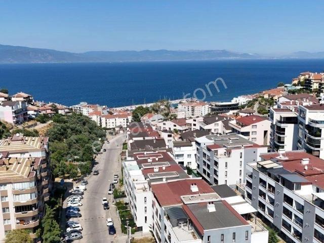 Mudanya Blue Cıty Sitesi'nde Havuzlu Lüks 3+1 Dubleks Daire