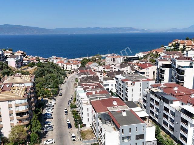 Mudanya Blue Cıty Sitesi'nde Havuzlu Lüks 3+1 Dubleks Daire