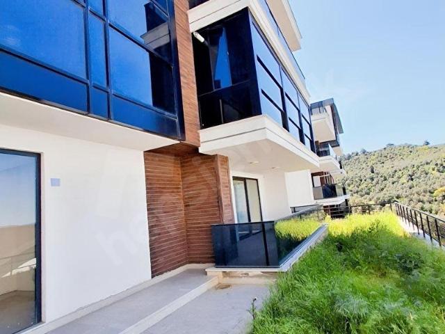 MUDANYA DENİZ MANZARALI HAVUZLU 3+1 SATILIK DAİRE