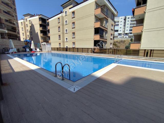 Mudanya Halitpaşa Mah. Deniz Manzaralı Satılık 3+1 Daire